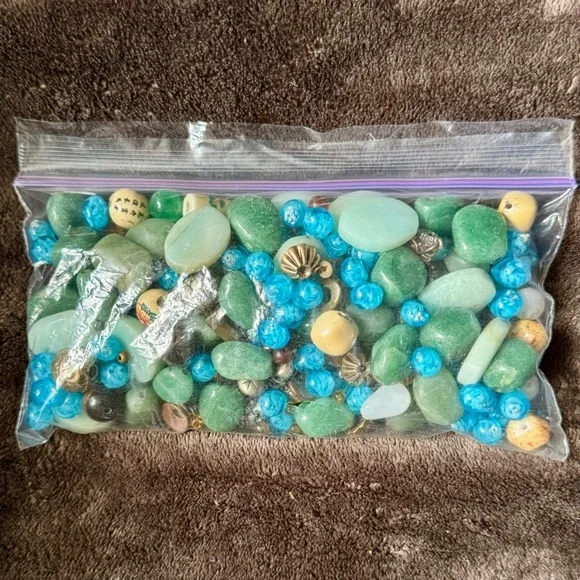 Mixed Lot Beads & Stones - Women’s Jewelry - Green Blue Bronze - Jade / Glass - Picture 6 of 7